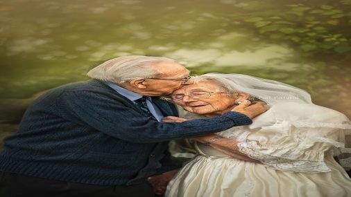 Dashuri e përjetshme! Fotot e mrekullueshme të një çifti që janë bashkë prej 72 vitesh