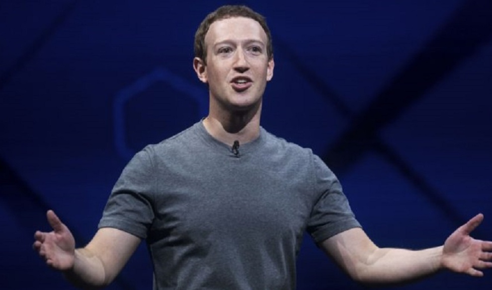 Mark Zuckerberg përdor rivalin e WhatsApp për të komunikuar