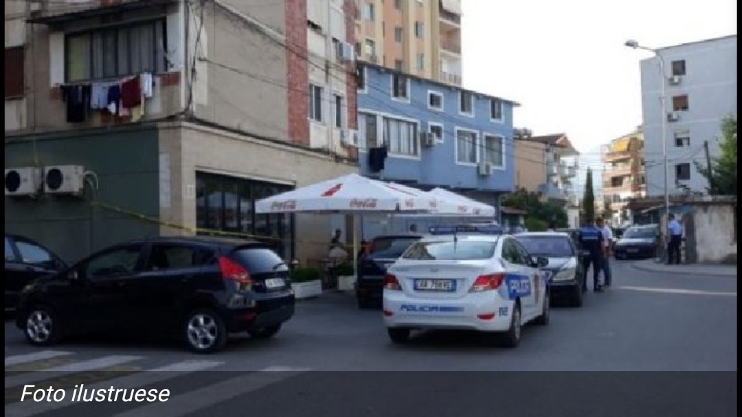 Atentat në Elbasan, ekzekutohet një person brenda në makinë