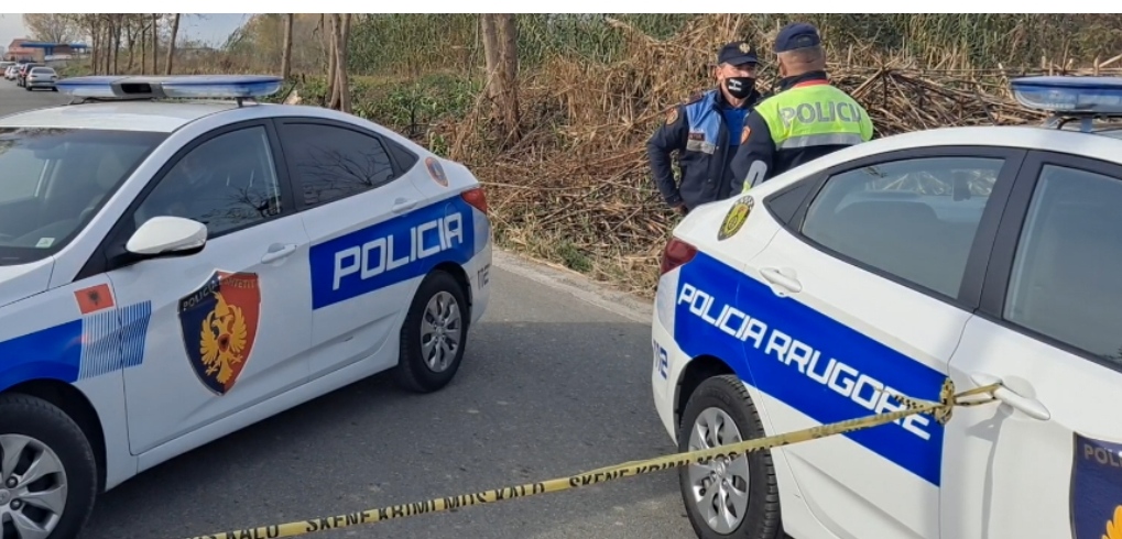 Tronditet Librazhdi! Burri masakron me sopatë gruan dhe më pas vetëvritet