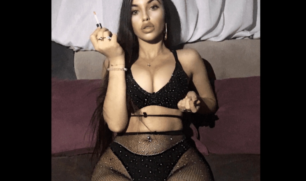Modelja shqiptare film pornografik me ish-konkurentin ……