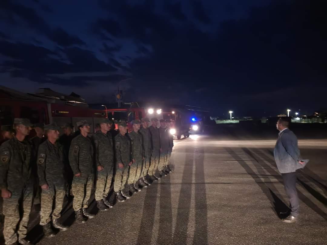 I nisëm trupat tona të FSK-së në mbështetje të vëllezërve e motrave tona në Republikën e Shqipërisë.