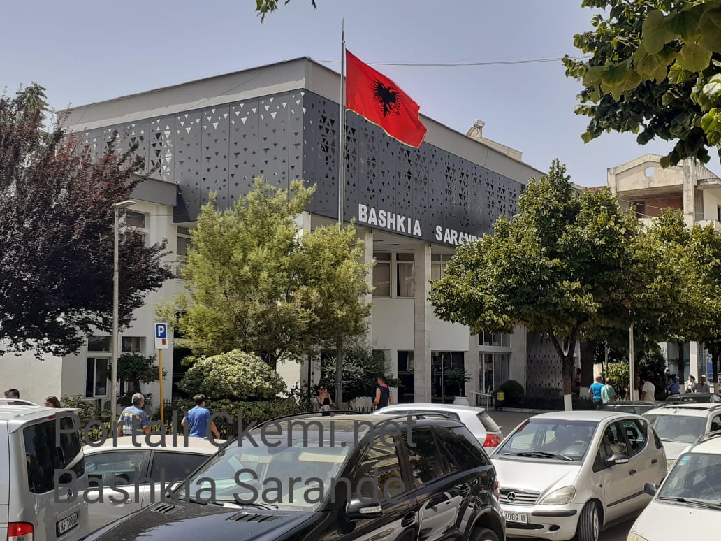 Portali Çkemi.net  Sarande,Sociale… Nga Sokol Jonuzi. …Ne Bashkine e Sarandes. Shqetesimi qytetar.
