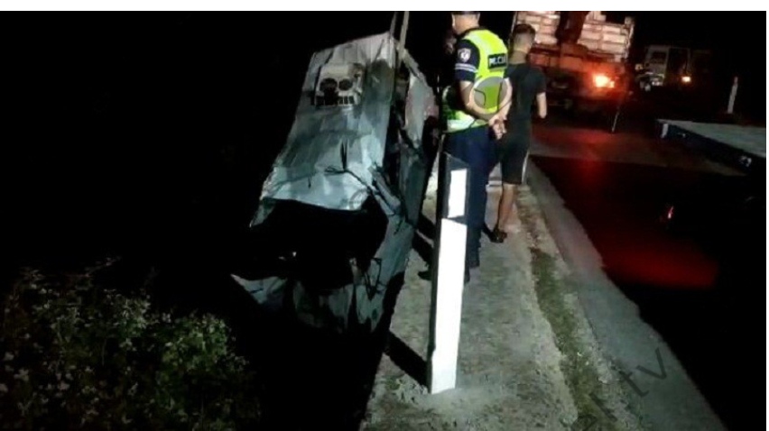 Aksidenti me 5 viktima në Gjirokastër/ Momenti kur furgoni nxirret nga gremina