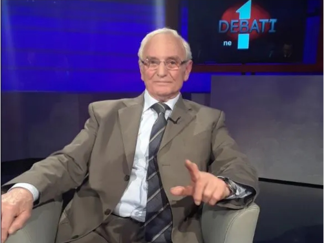 Plani i goditjes së jugut në ’97 ishte i llahtarshëm”/ Ish-ministri i Mbrojtjes: Ishin listat e njerëzve që do asgjësoheshin në këto qytete…
