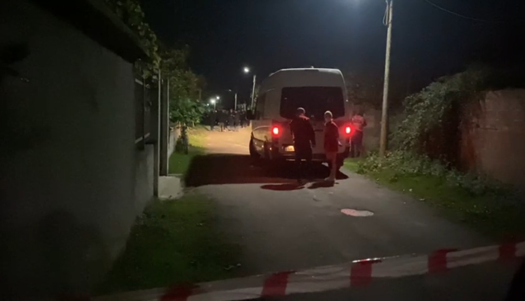 Rrëmbeu dhe groposi fëmijën në Fier, kush është autori i ngjarjes, mori peng dhe torturoi fqinjën 9 vite më parë