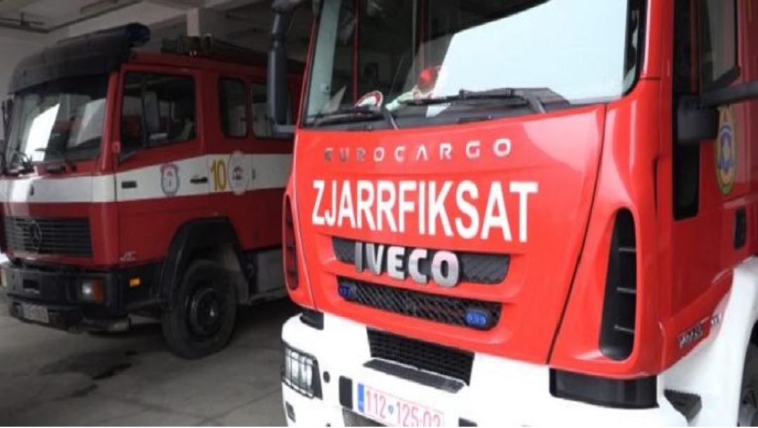 Tragjike! Shtëpia u përfshi nga flakët, 3-vjeçari ndërron jetë pas dy ditësh