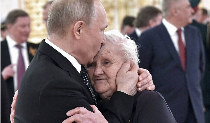 Si mund t’i japë fund luftës ish-mësuesja e Vladimir Putin?