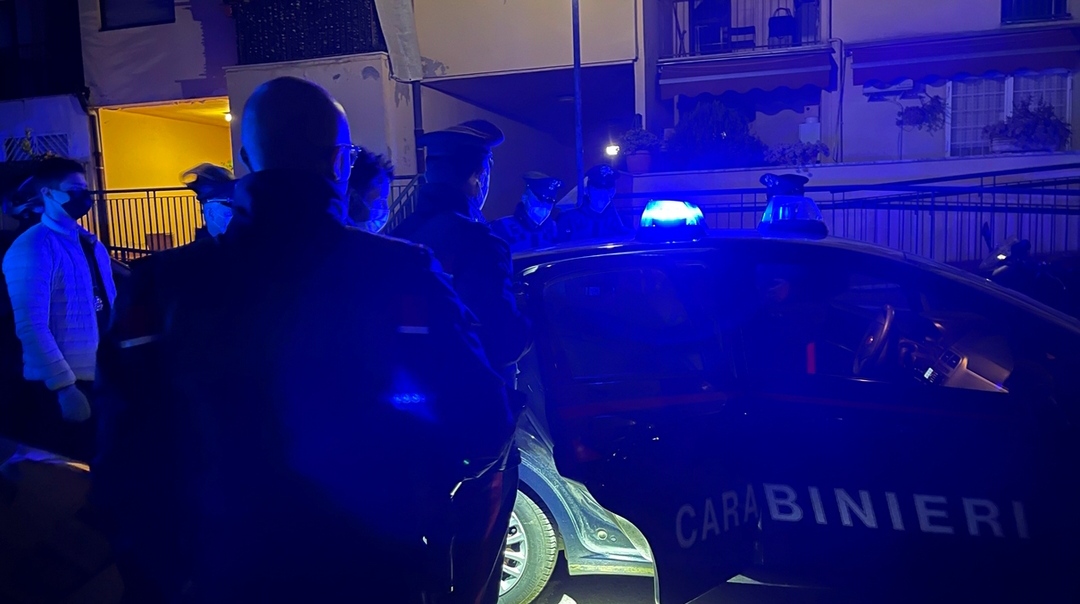 Natë terrori në Romë/ Nënë e bir përdhunohen e grabiten nga emigrantët tunizianë (fotot)