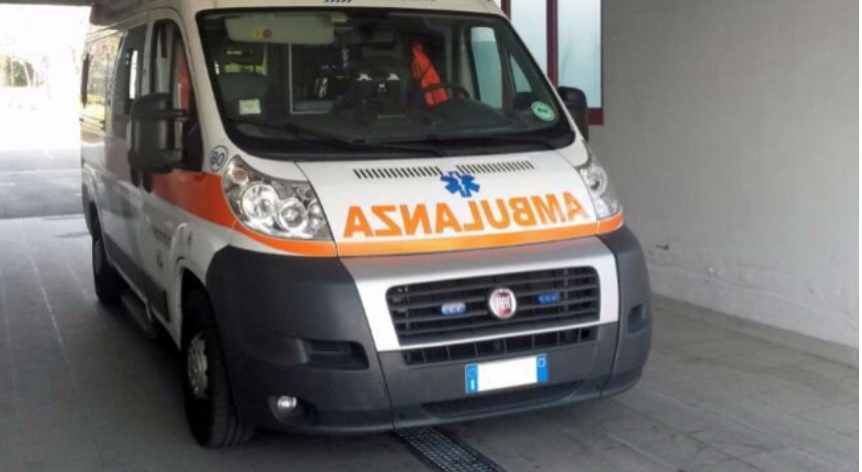 Itali/ Djali piu zbardhues rrobash, nëna hidhet nga ballkoni