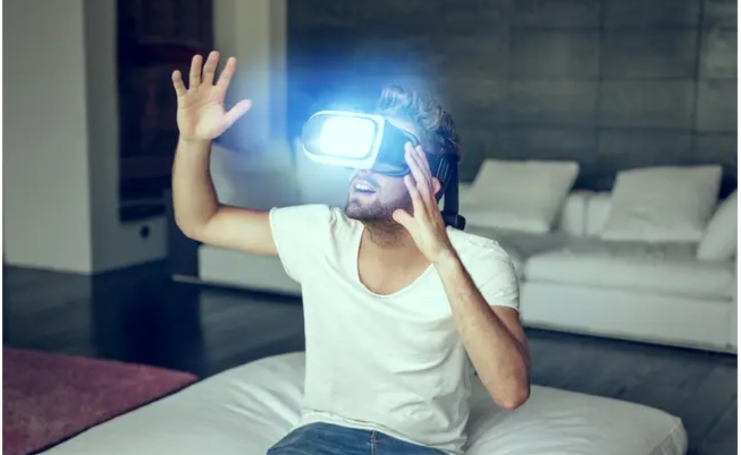 Krijohet kompleti i‘realitetit virtual’ që vret qëllimisht njerëzit, nëse vdes kopja e tyre ‘avatar’ (fotot)