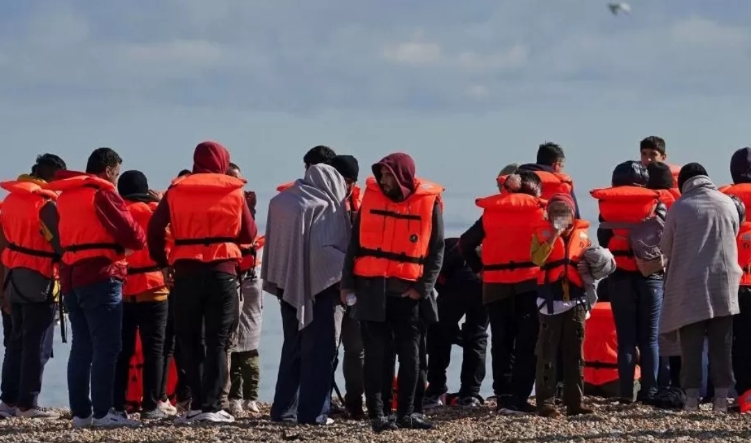 BBC: Zhduken dhjetëra fëmijë shqiptarë nga qendrat e pritjes në Angli, mes tyre të mitur