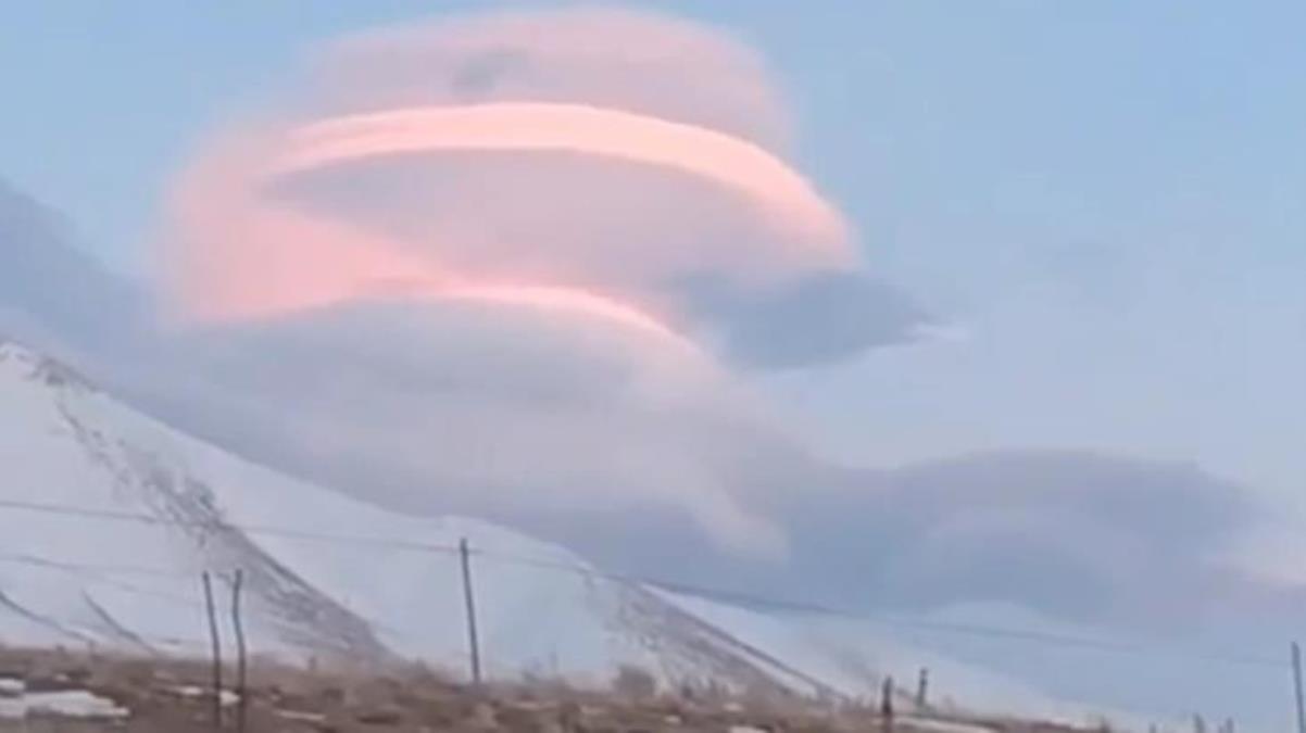 Reja e lenteve në qiejt e Turqisë, që u interpretua si një pararojë e tërmetit