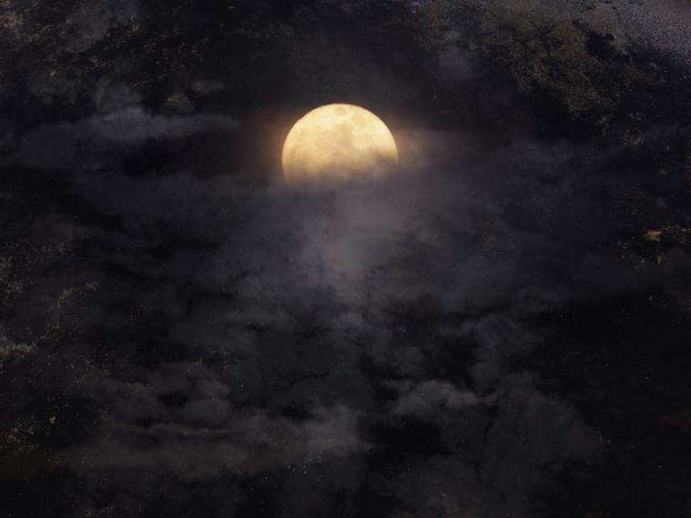 Keep your eyes on the sky, the Black Moon appears tonight