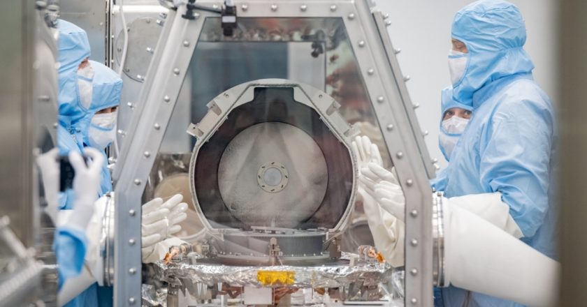 NASA hap kapsulën nga asteroidi “më i rrezikshëm”, ja gjetjet e para