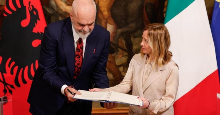Na e mori në kthesë Italia”, Britania e befasuar nga marrëveshja me Shqipërinë