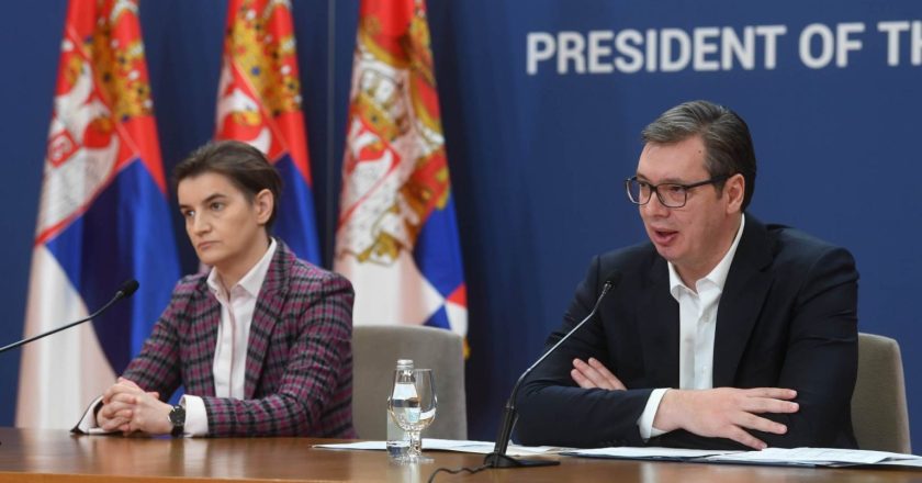 Fillon numërimi i votave në Serbi, Brnabiç beson në fitore të sigurt: Marrim më shumë se 125 mandate