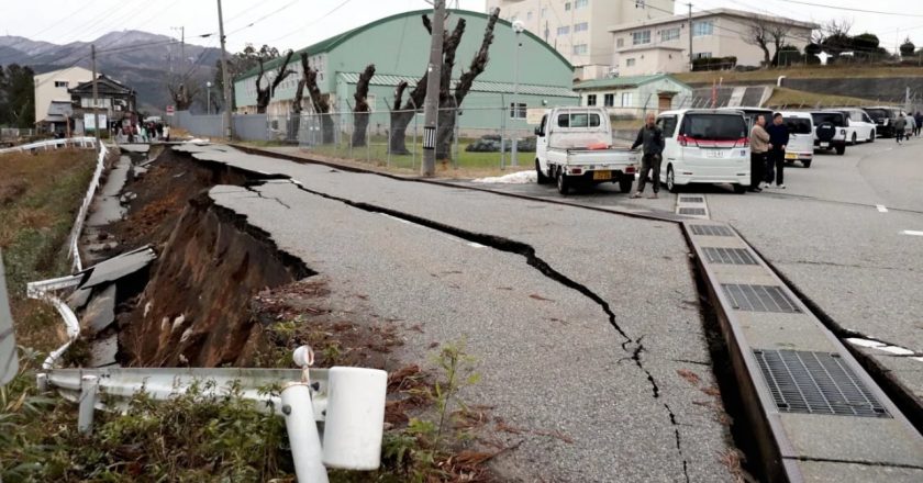 Alarm për cunam në Japoni! “Shkundet” vendi, panik pas tërmetit 7.8