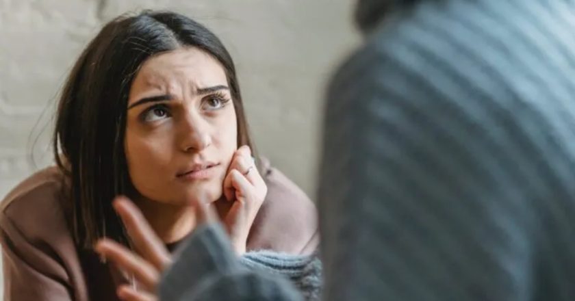 Nëna nuk pranon t’i dhurojë veshkën vajzës së saj të sëmurë, veprimi i gruas shkakton reagime në rrjet