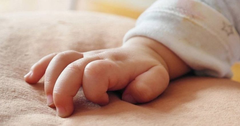 Tmerr në Itali, zbulohet kokainë në trupin e foshnjës 3-muajshe, dërgohet në spital në gjendje të rëndë