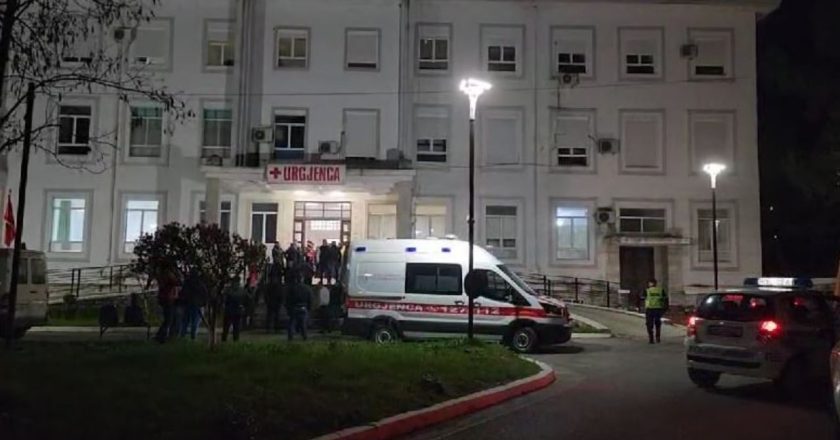 EMRAT/ Aksidenti në Tepelenë, identifikohen katër viktimat dhe të plagosurit! Zbulohet kush e shkaktoi tragjedinë. Dy persona në gjendje të rëndë