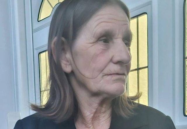 Kam 29 vite që i shtroj pjatën në tavolinë’! Djali iu zhduk kur ishte vetëm 12 vjeç, flet nëna e Xhevahir Gezdarit -Çkemi News