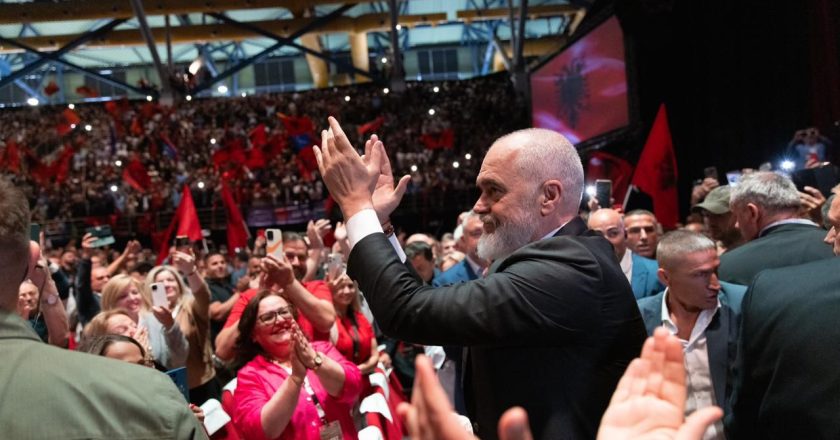 Heroina e pavarësisë greke me prejardhje arvanitase”, deklarata e Ramës për Laskarina Bouboulina, mediat greke: Falsifikoi historinë!-Çkemi News