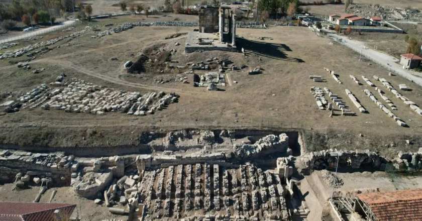 Arkeologët turkë nxjerrin kokën e statujës së lashtë të Hygieia, perëndeshës së shëndetit (fotot)-Çkemi News