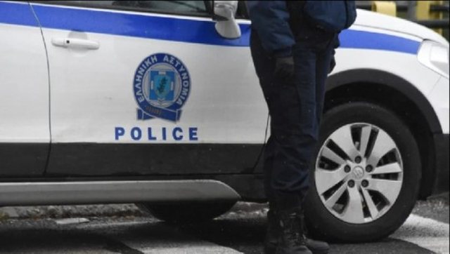 E rëndë/ Burri gjen të vdekur gruan në banesë, në krahë mbante foshnjën e tyre 5 ditëshe-Çkemi News