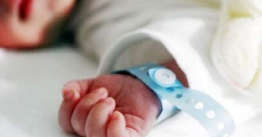 Ndodh në Korçë! 14-vjeçarja bëhet nënë, babai i fëmijës shoqërohet në Komisariat-Çkemi News