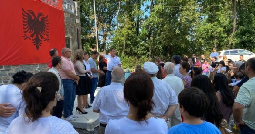 Filadelfia mirëpret 80 nxënës në bankat e shkollës “Me shume nxenes Shqiptare ne USA sesa ne Shqiperi”(Foto)