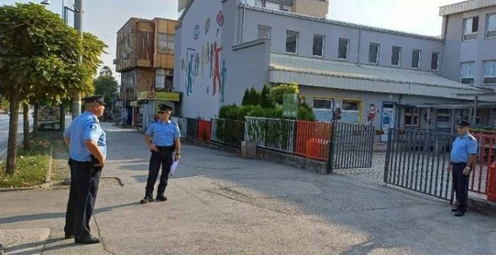Policia del me njoftim e rëndësishëm për prindërit dhe mësuesit për ditën e parë të shkollës -Çkemi News