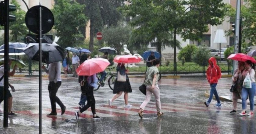Të hënën reshje intensive dhe shtrëngata, katër qarqet më të rrezikuara -Çkemi news