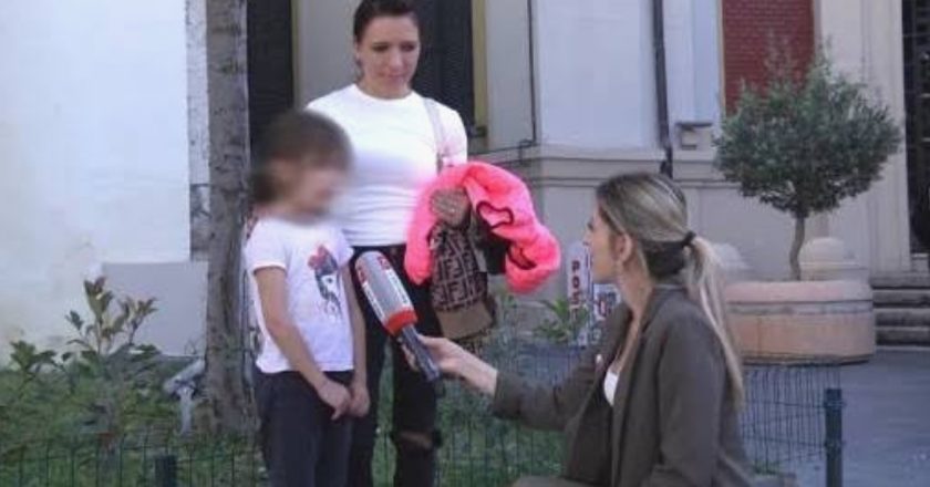Humbi shikimin kur ishte 5 vjeç, e vogla ka nevojë për ndihmë! Nëna: S’kam lekë për operim -Çkemi News
