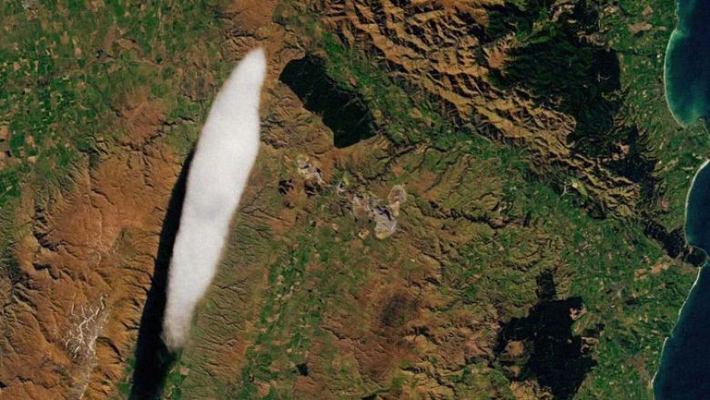 Publikohet imazhi i një reje të çuditshme mbi Zelandën e Re, NASA del me shpjegim-Çkemi News