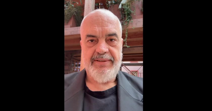“Tirana pa ujë, qytetet e tjera vetëm me pleq”, Rama i përgjigjet komentuesit: Kur të gjesh fshatra me të rinj në Greqi, postoji t’i shohim-Çkemi News