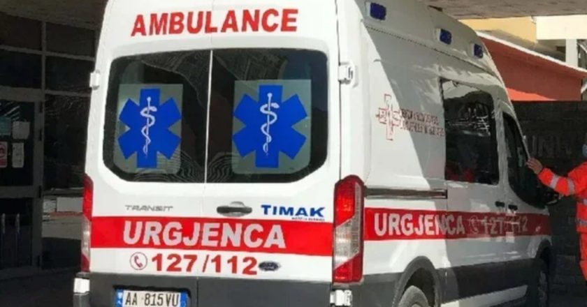 Lajmi Fundit ;Shkoi në spital i plagosur me armë zjarri, i riu niset në gjendje të RËNDË drejt Tiranës! Si iu bë atentati-Çkemi News