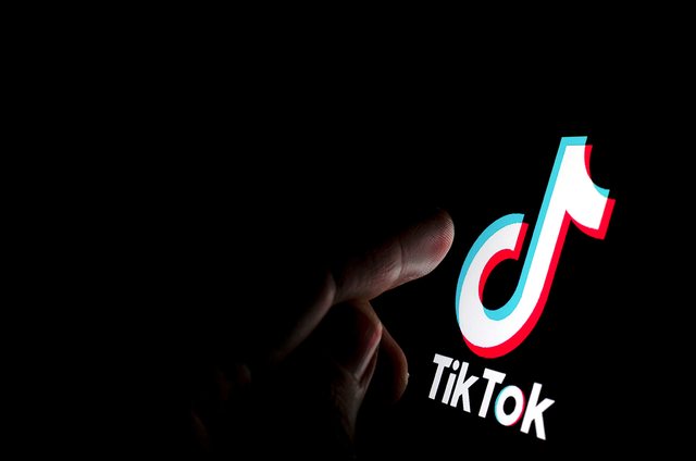 Vendimi i qeverisë, ja data kur do mbyllet TikTok-u në Shqipëri! Çfarë kërkoi AEKP!-Çkemi News