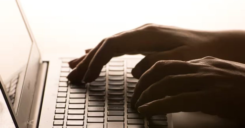 Mbretëria e Bashkuar krijon mjetin e ‘parashikimit të vrasjeve’, ja si do të identifikohen ata që mund të bëhen kriminelë-Çkemi News