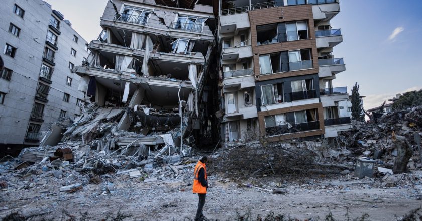Apokalipsit?” – Parashikimi që Po Frikëson Botën: Mbi 1,000 Tërmete në Japoni në Më Pak se 10 Ditë! 🌍  Çkemi News | Ekskluzive Botërore