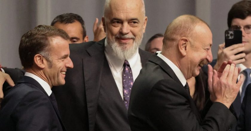 Rama sqaron batutën që u bë virale për presidentin Trump: Ta shtrembërosh në helm politik është e padrejtë-Çkemi News