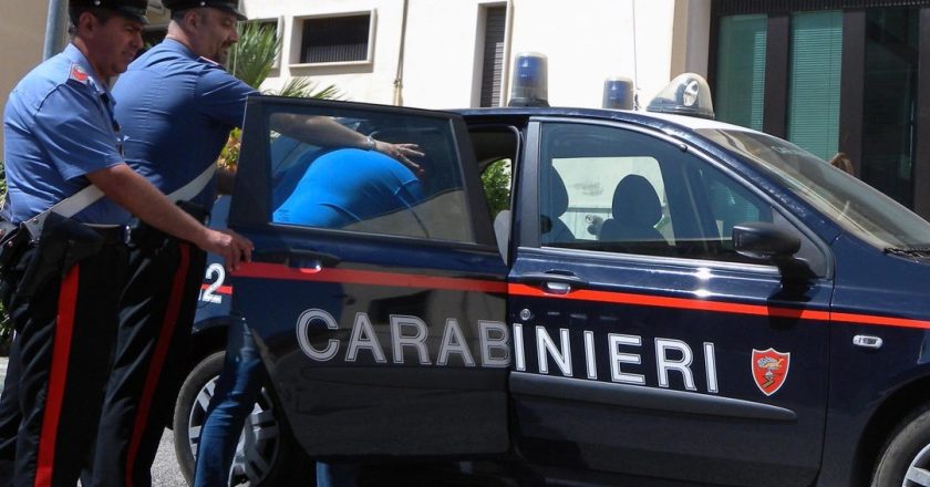 Masakër familjare në Itali/ 58-vjeçari vret gruan, një nga fëmijët dhe plagos tjetrin, kapet pas arratisjes-Çkemi News