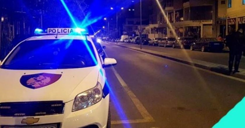 Lajmi Fundit; Sherr me thika në Bathore, plagosen pesë të rinj! Policia zbulon shkakun e konfliktit-Çkemi News