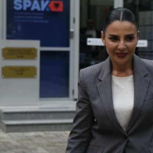 Gjykata e Lartë rrëzon rekursin e Belinda Ballukut, lihet në fuqi masa e pezullimit nga detyra